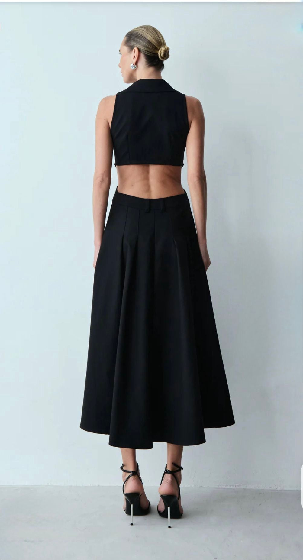 Zen Oficial - Midi Dress w/ Vest Detail