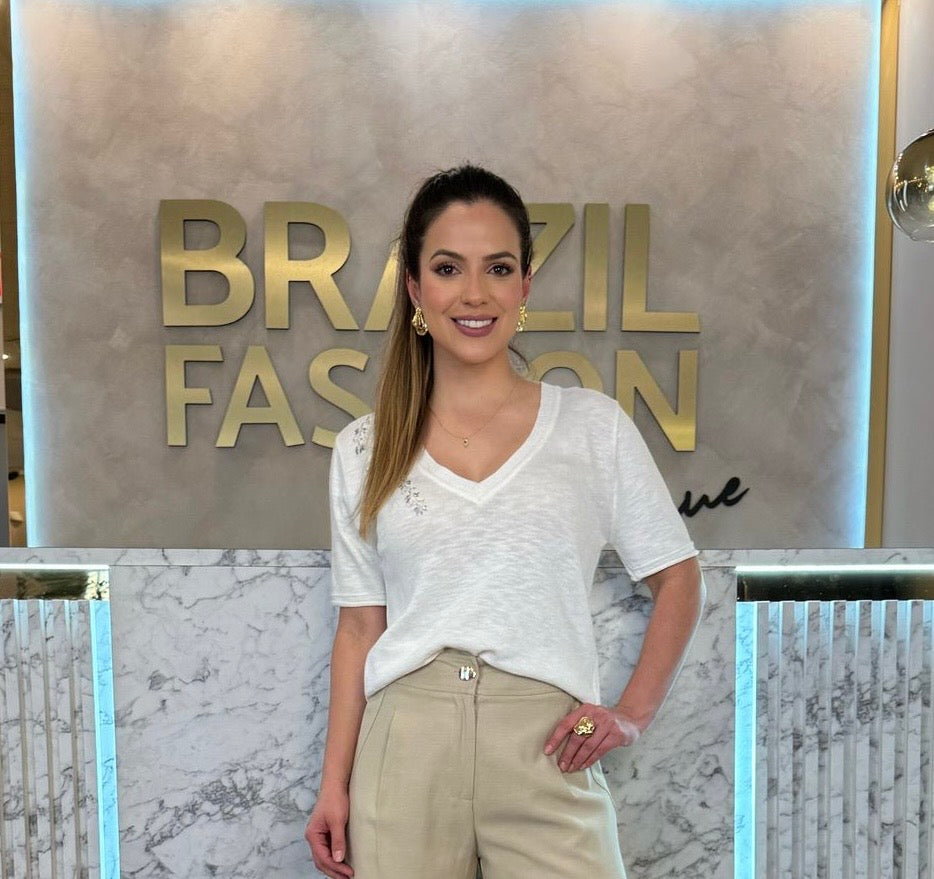 Skunk - Embroidered Knitting Blouse