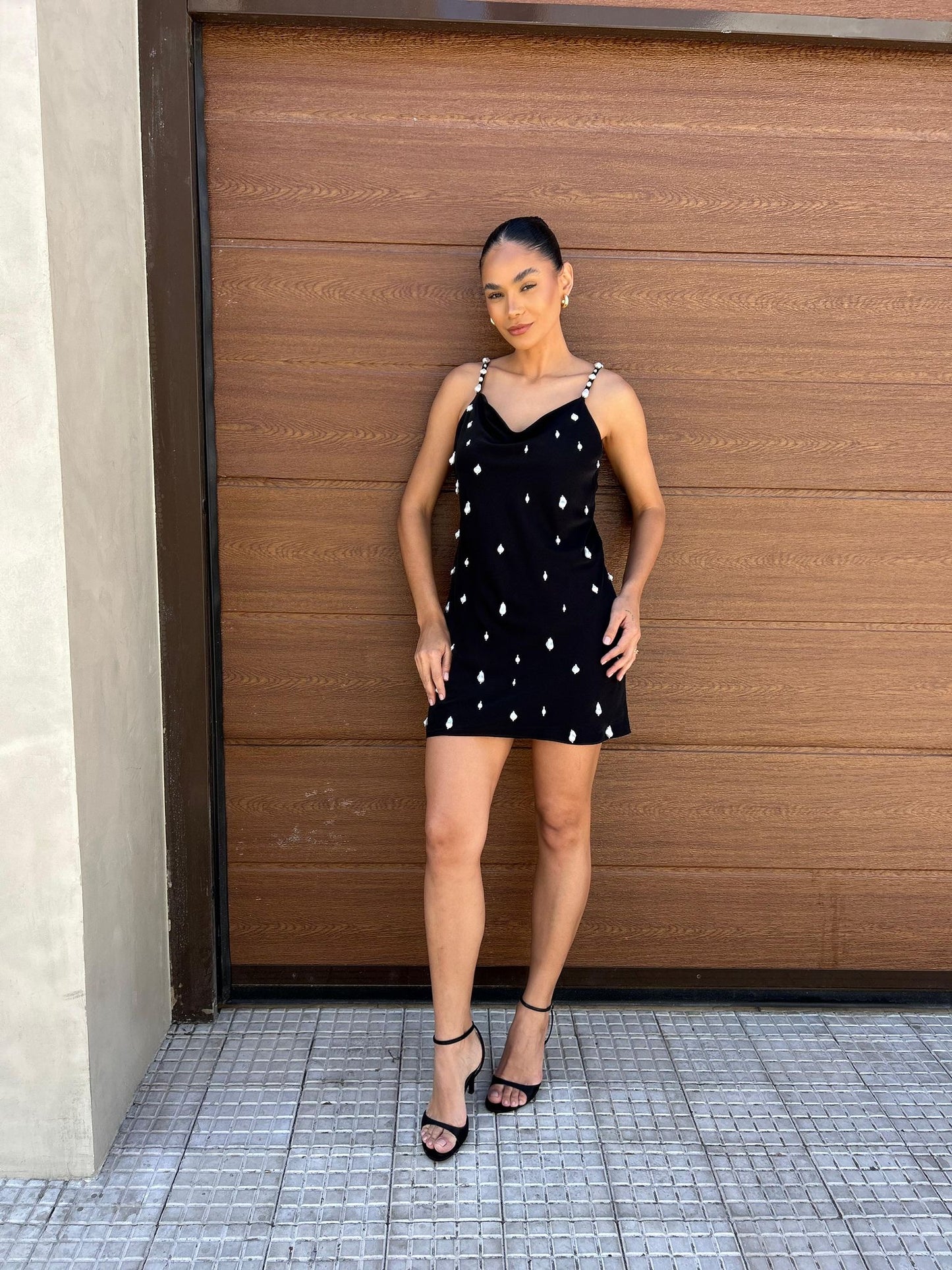 Isa Paes - Short Dress w/ Organic Pearls