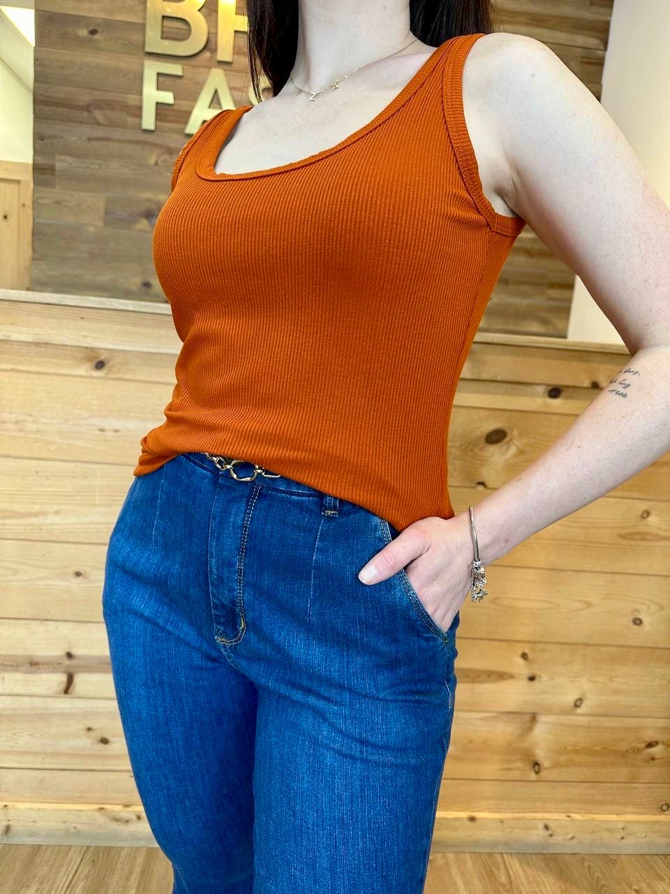 Contra Sensura - Blouse Ribbed