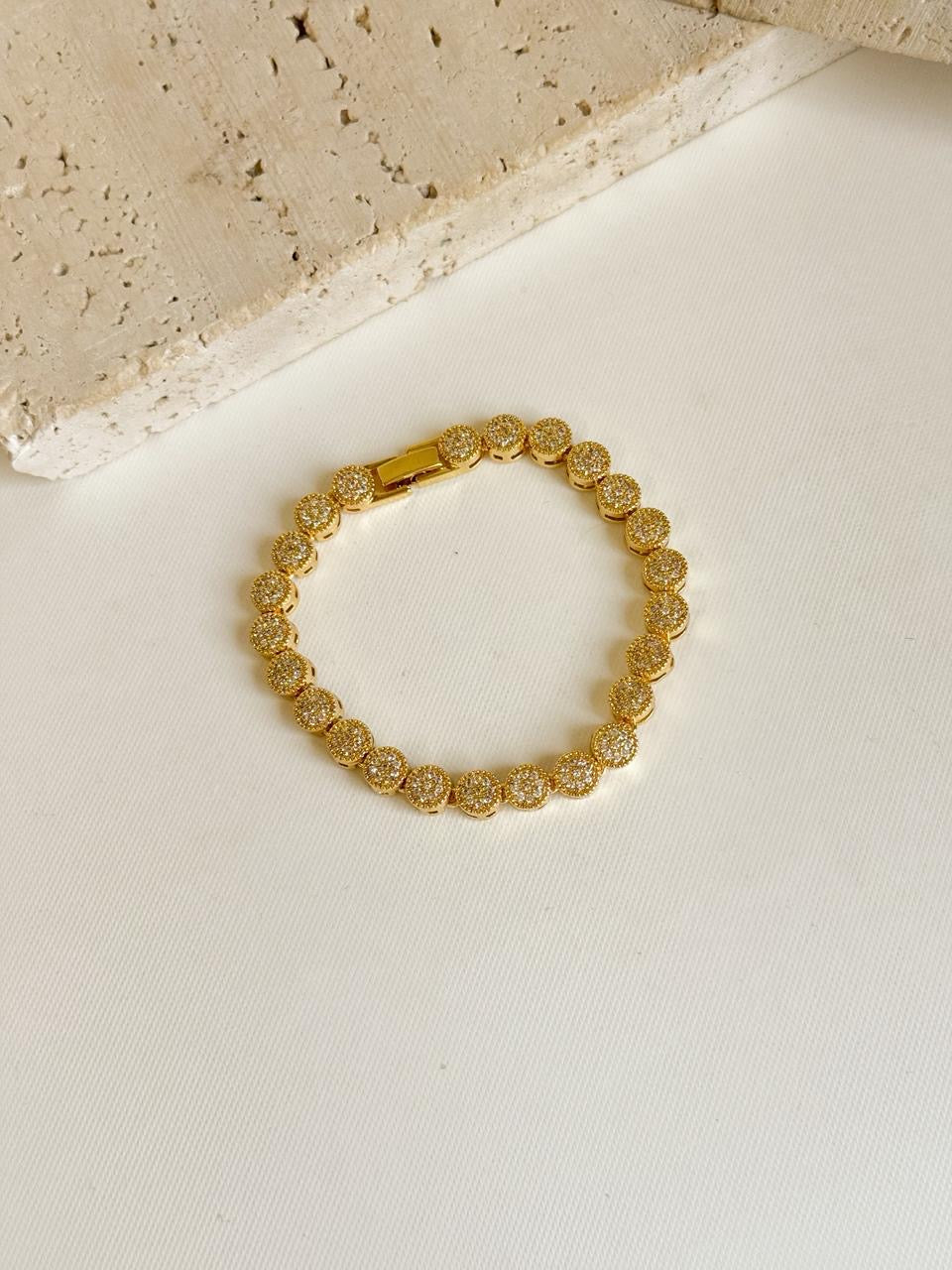 Nuria - Riviera Circle Studded Bracelet