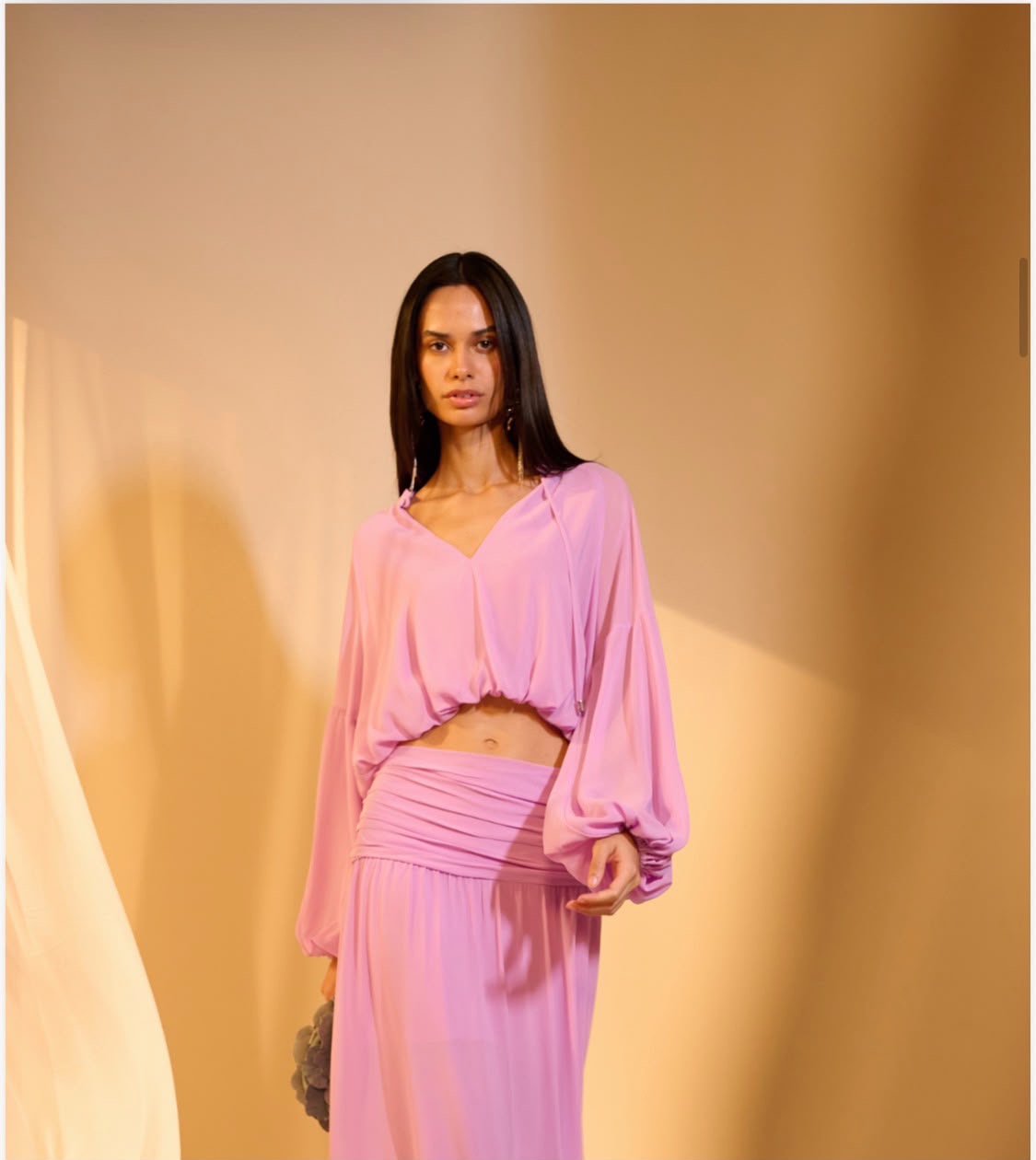 Bfly - Balloon-Style Tunic w/ Flowy Sleeves