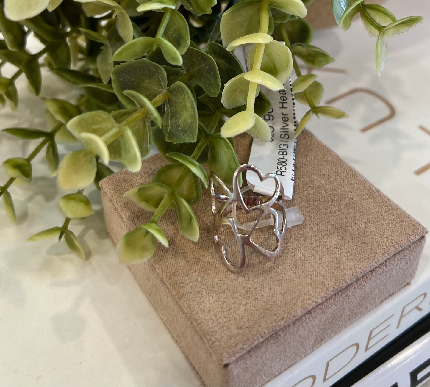 Nuria - Silver Heart Ring