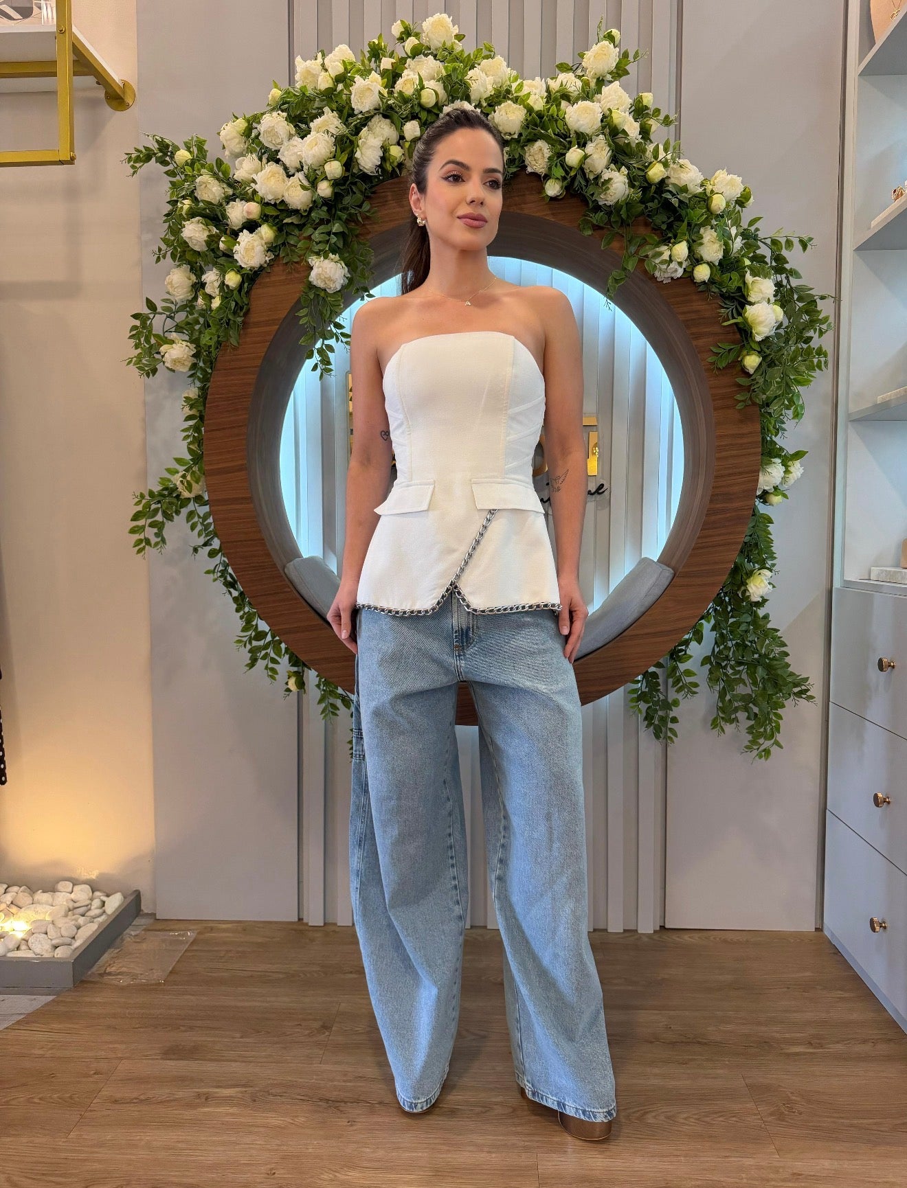 Caos -Strap Detail Jeans