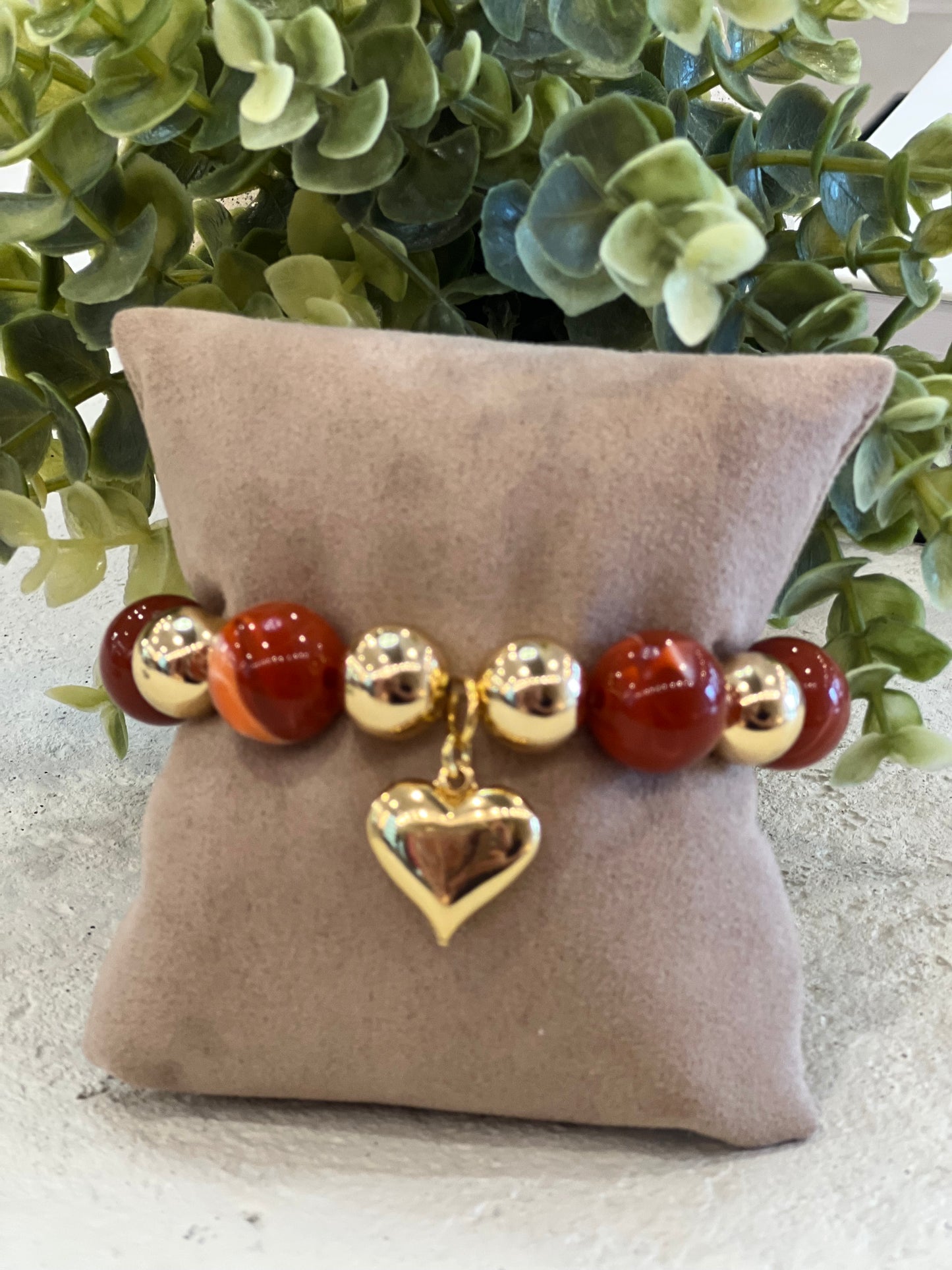 Nuria - Gold and Marble Bracelet/Heart Detail