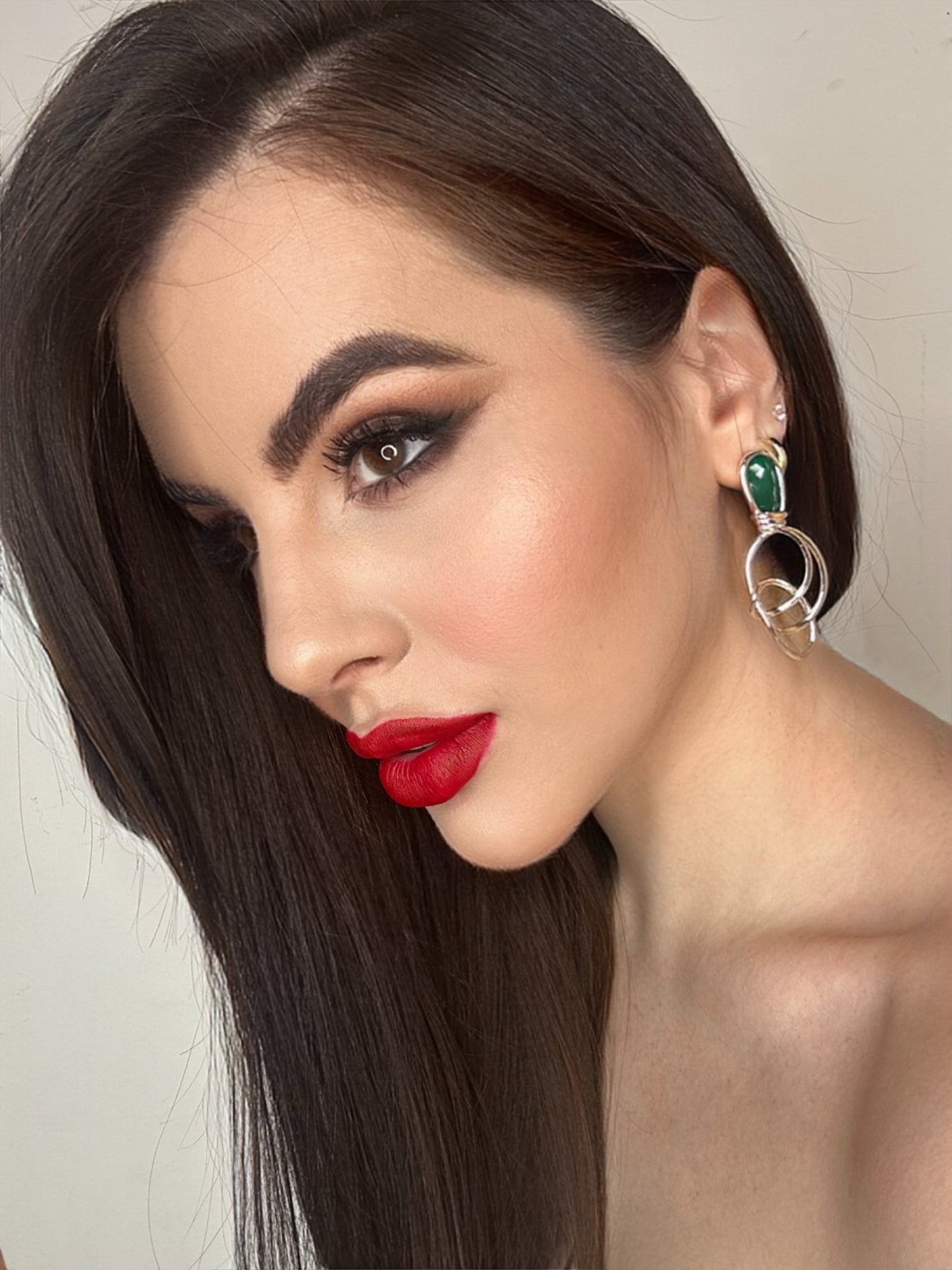 Nuria - Silver Ring and Earring Set With Green Stones