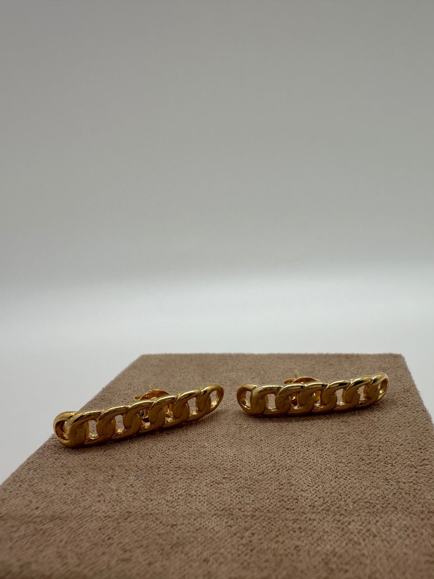 Nuria - Small Golden Braid Earring