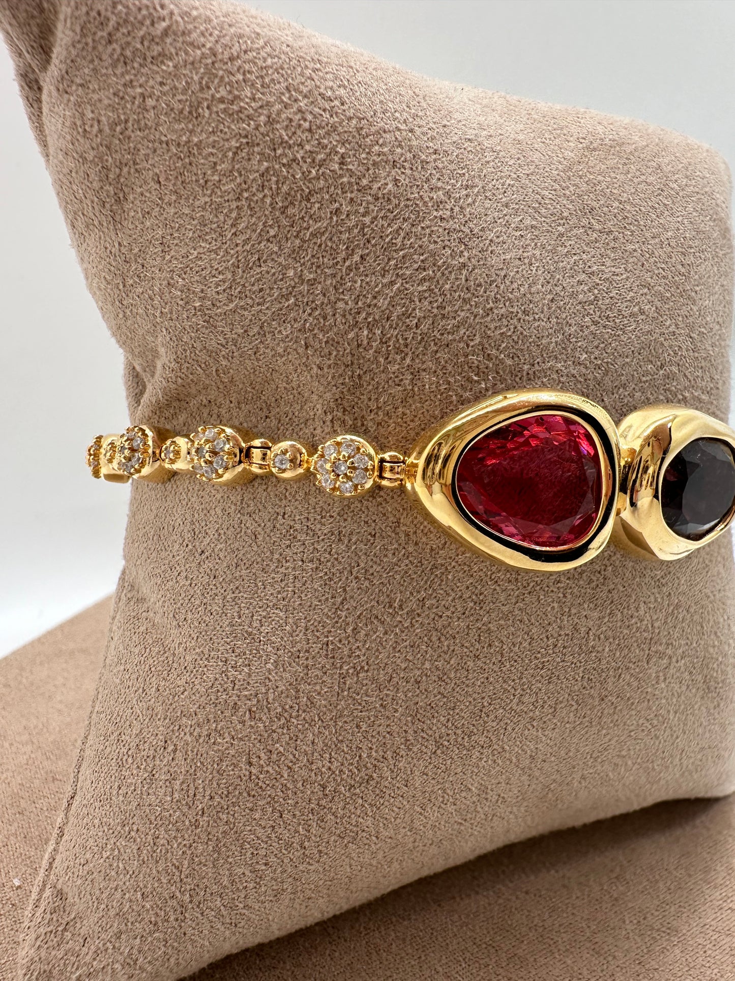 Nuria - Bicolor Golden Bracelet