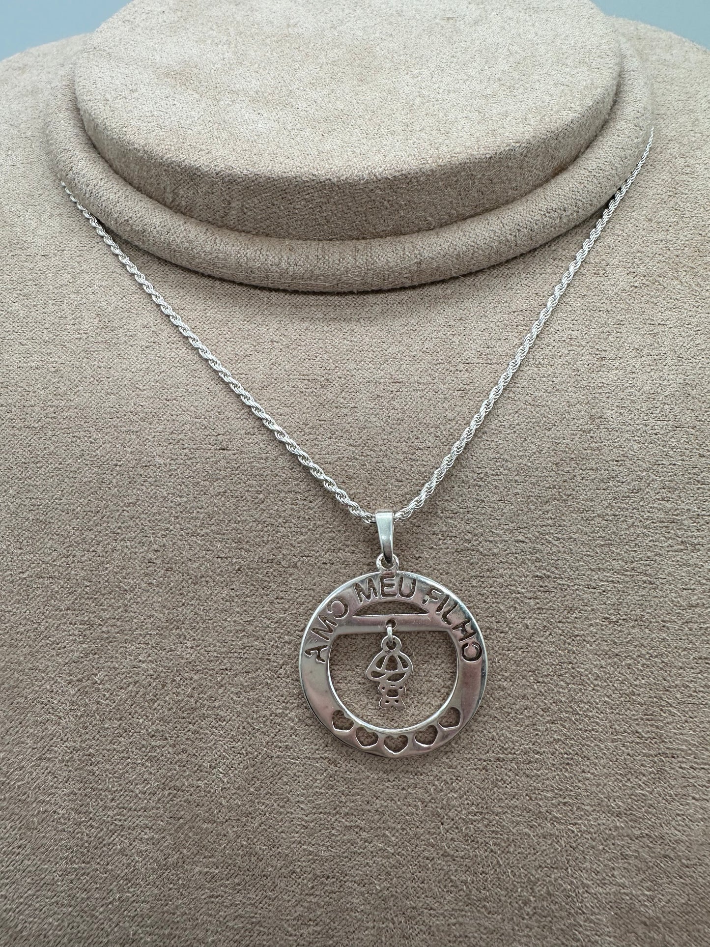 Nuria - I Love My Children Necklace