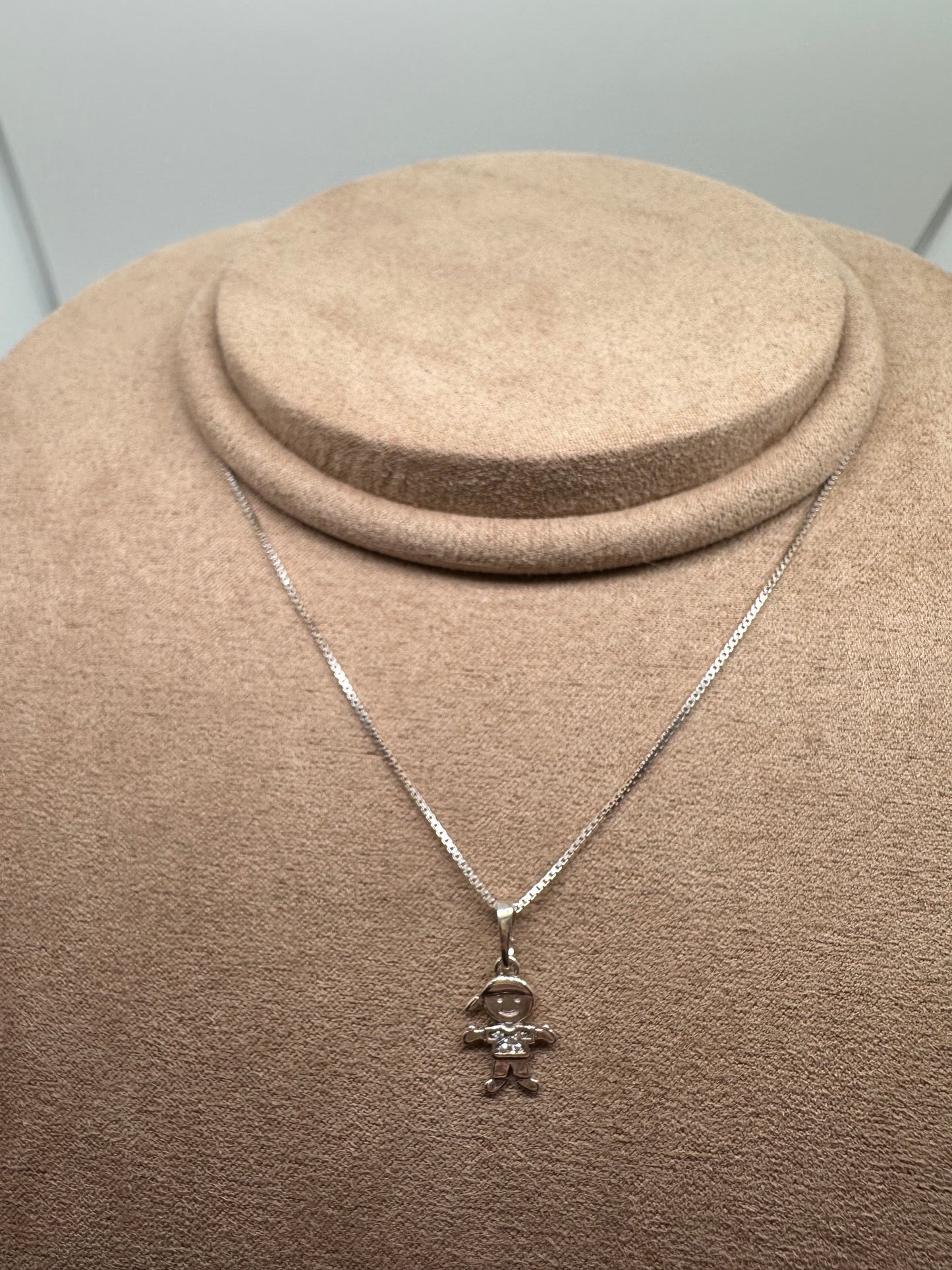 Nuria - Silver Pendant Necklace 1 Son