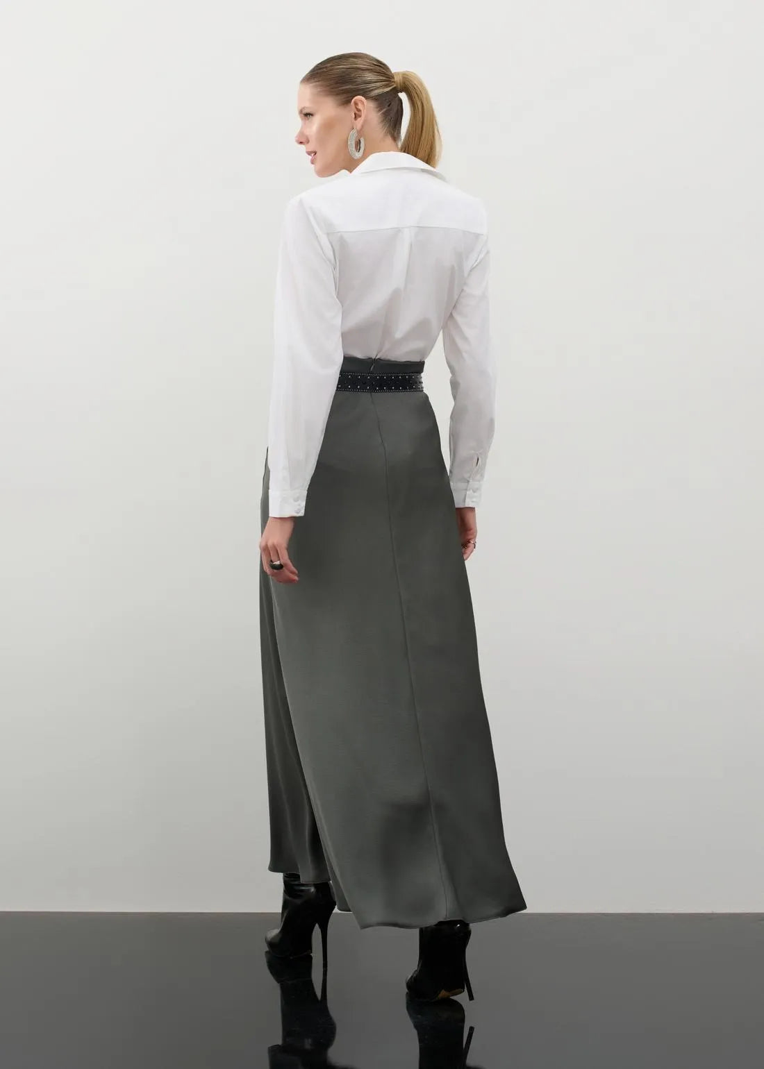 Lore - Crepe Maxi Midi Skirt