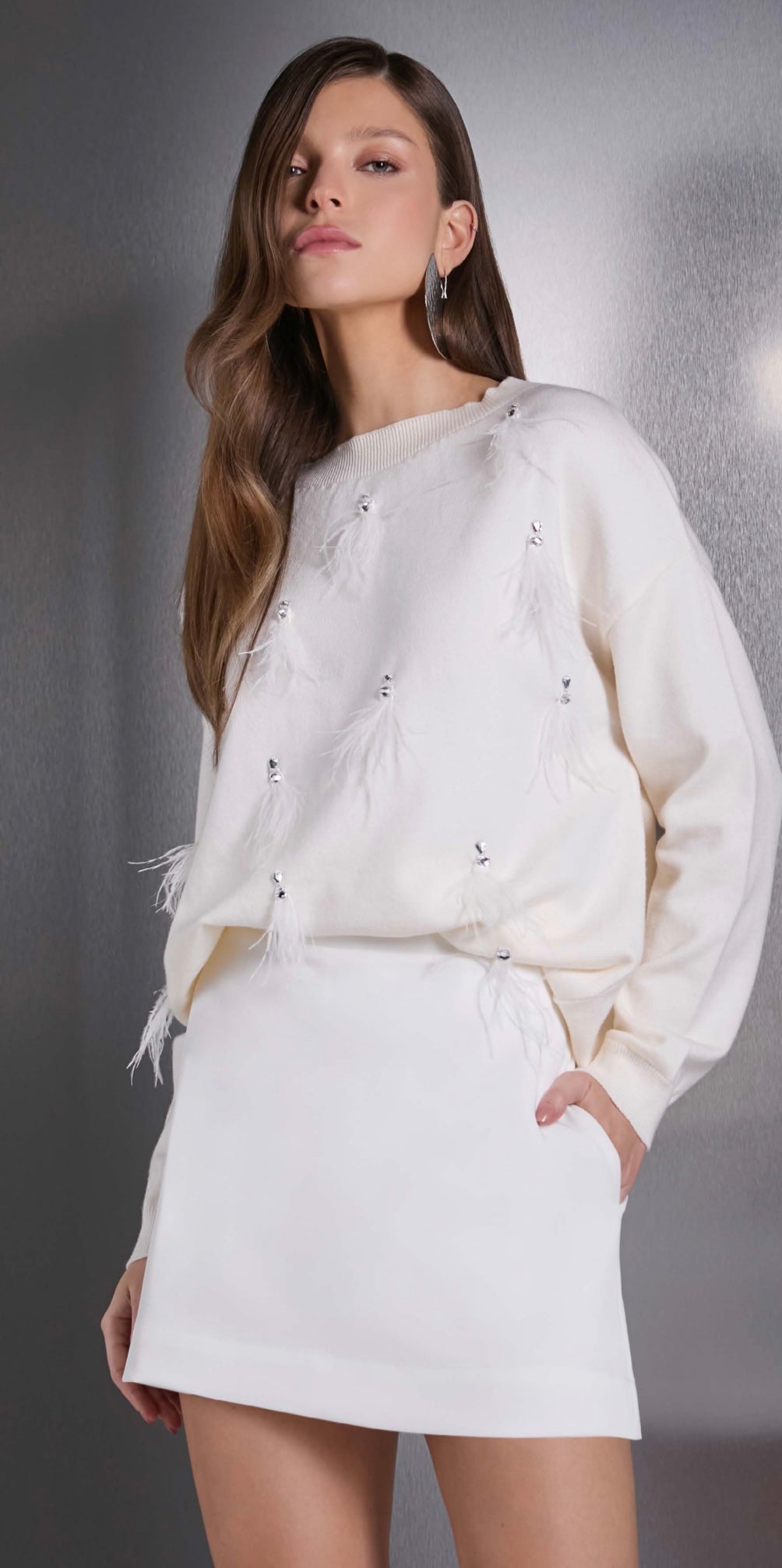 Isa Paes - Feather Embroidered Knit Blouse