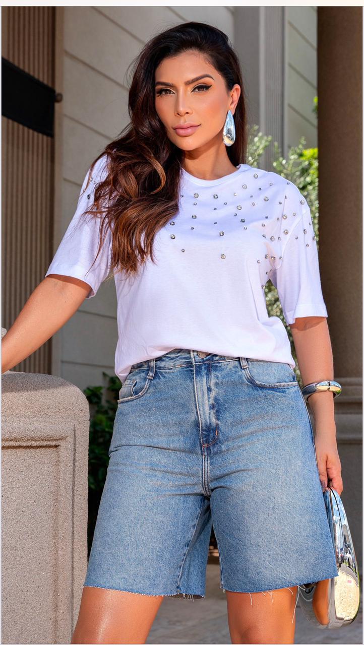 Luzia Fazzolli - Embroidery T-Shirt