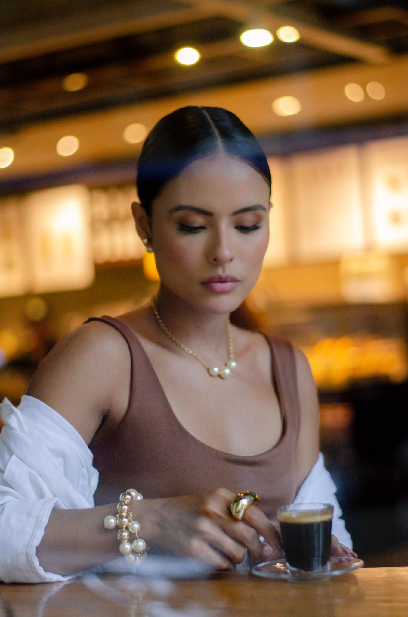 Nuria - Pearl Chain and Bracelet Set