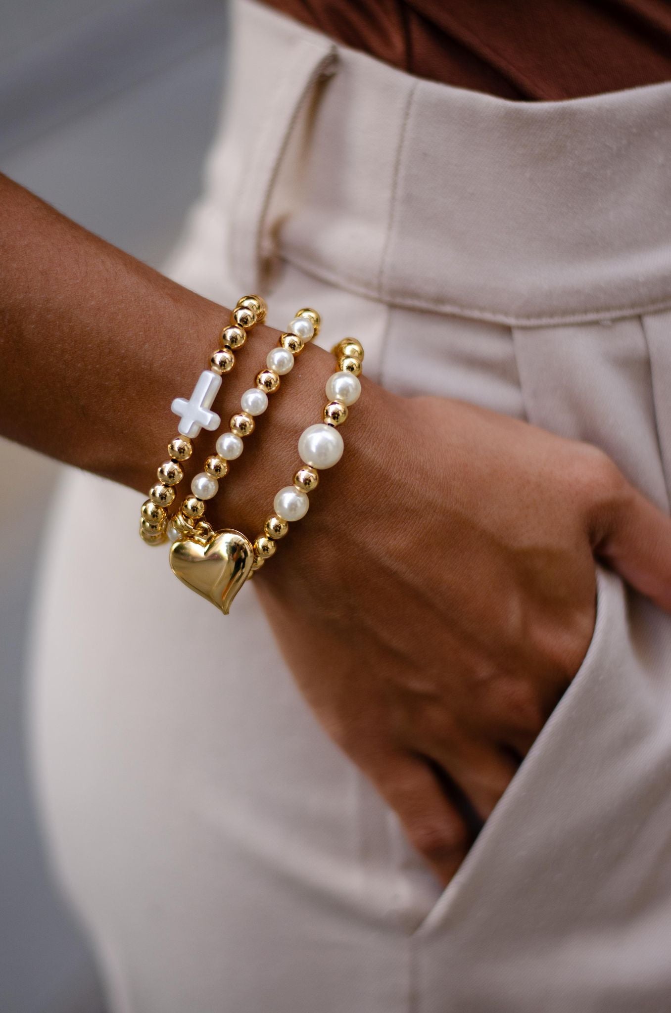 Nuria - Small Pearl Bracelet Set