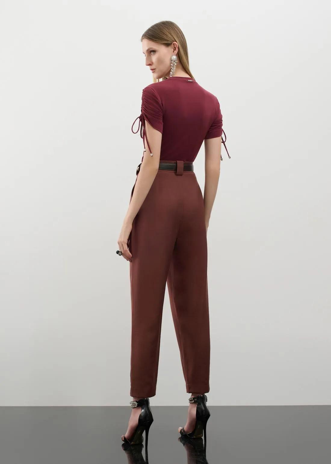 Lore - Carrot Pants Basic Tailoring