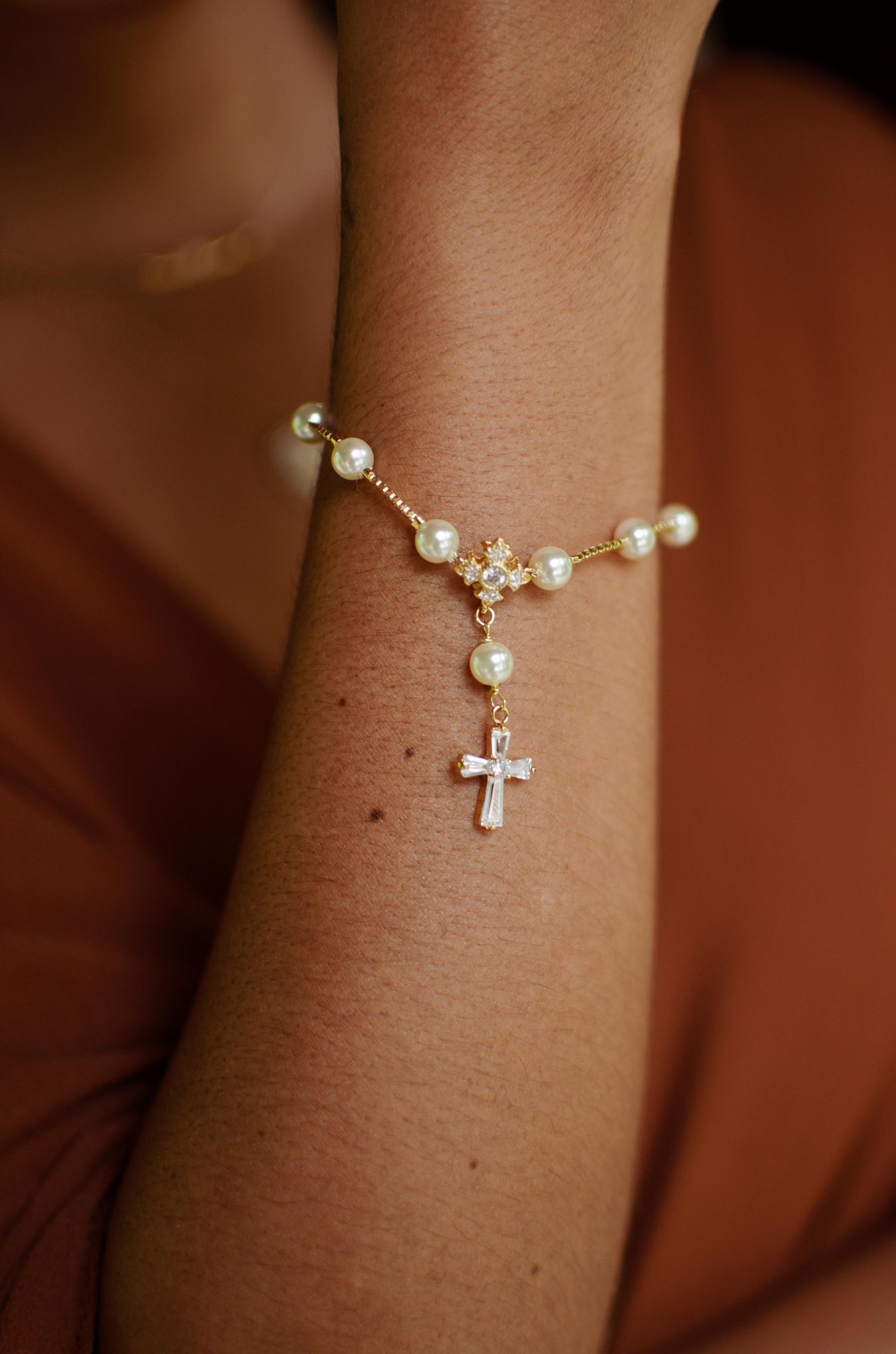 Nuria - Pearl and Gold Bracelet