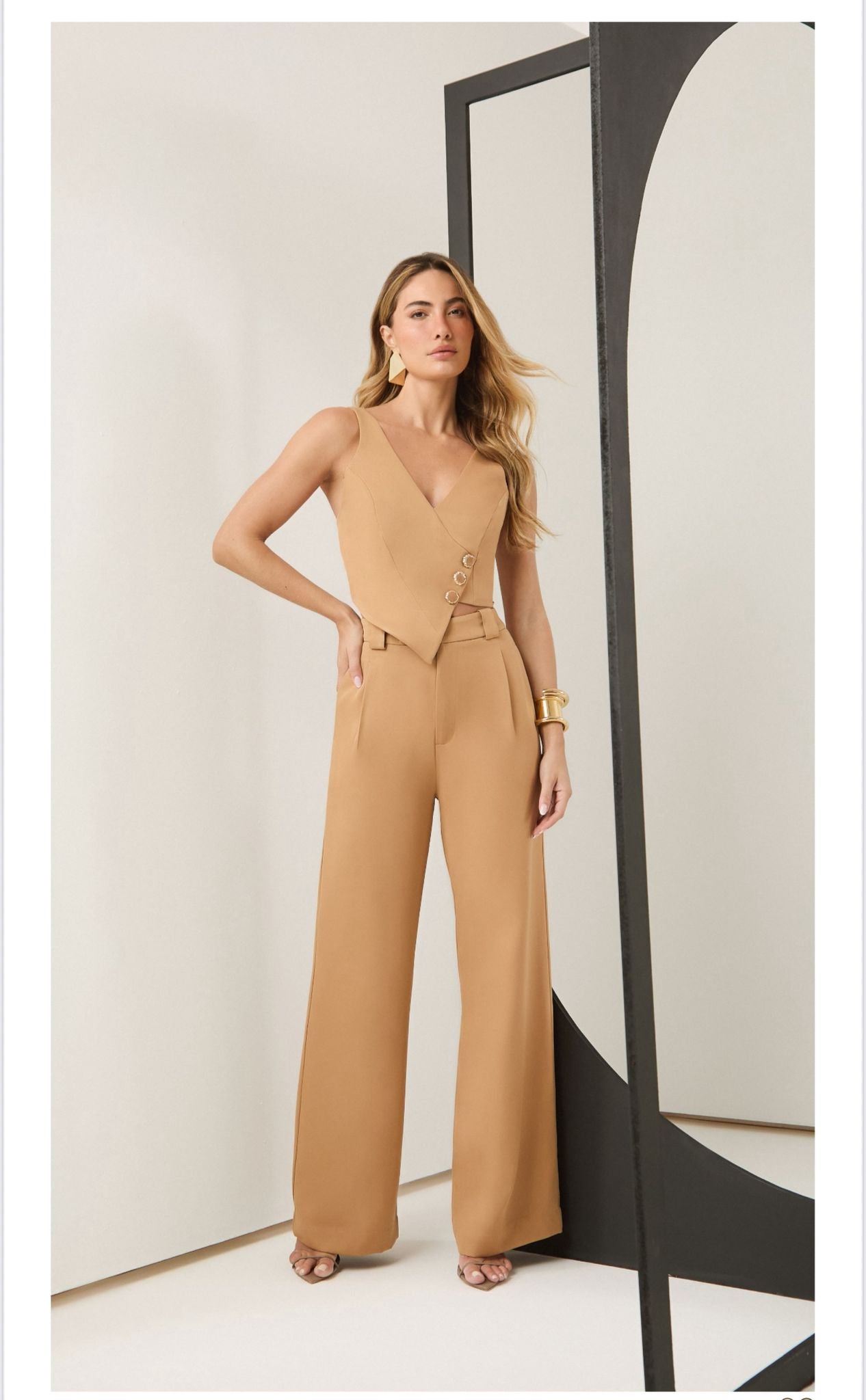 Isa Paes - Tailoring Button Set
