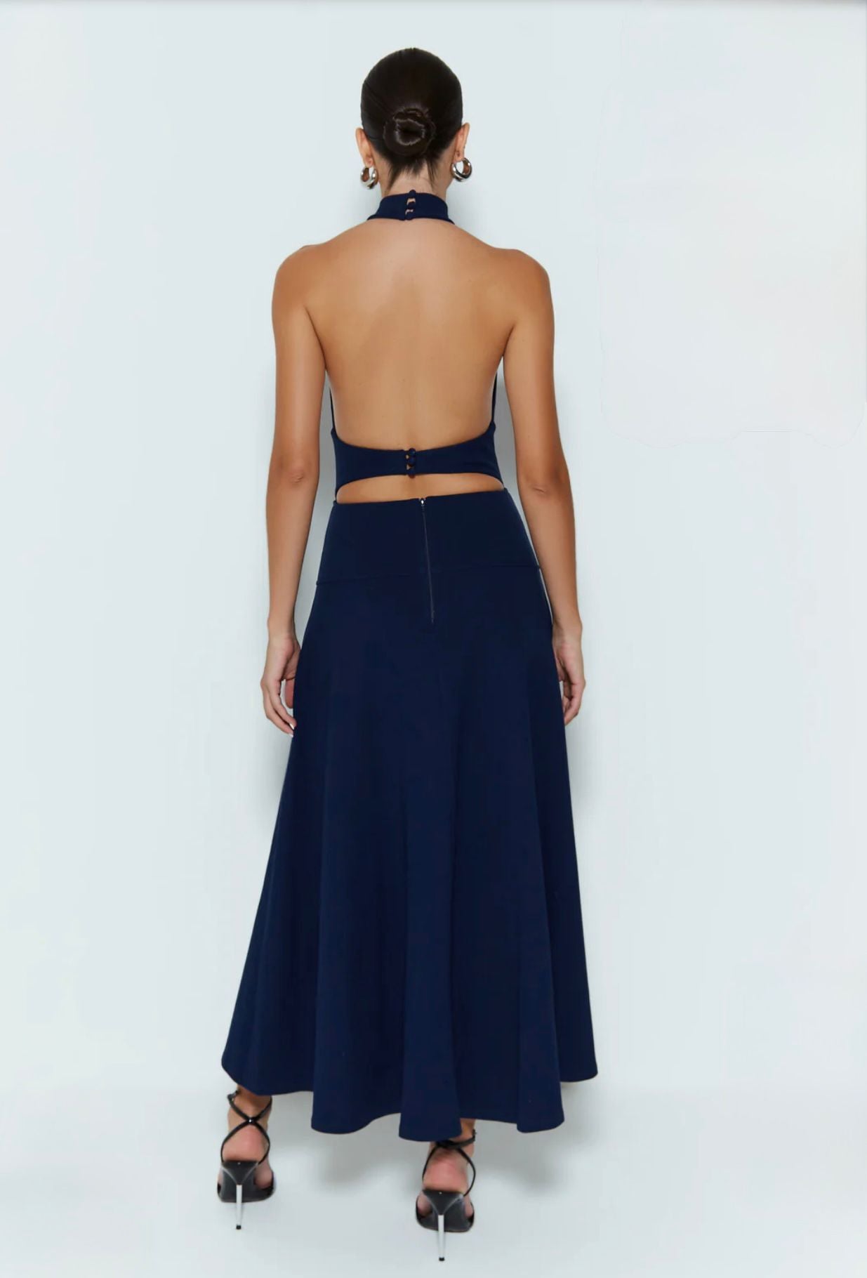 Zen Oficial - Midi Dress w/ Open Back
