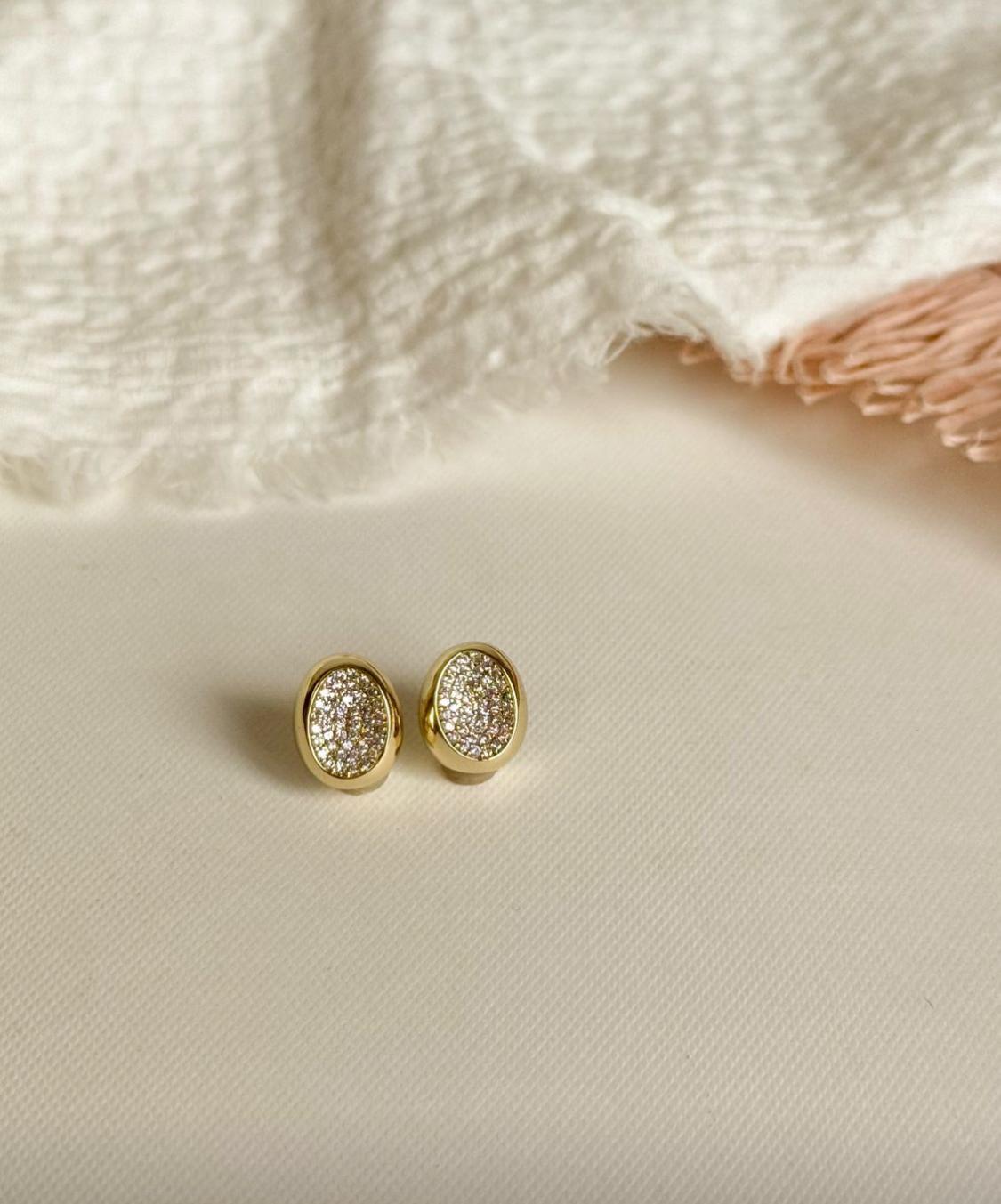 Nuria - Circle Crystal Earring