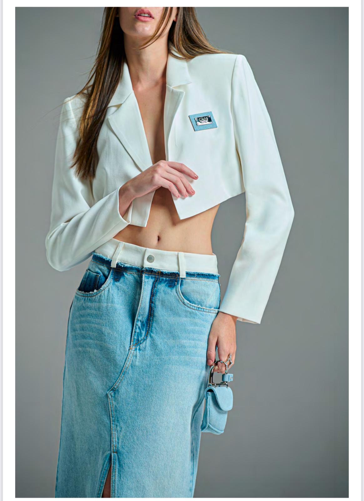 Caos - Cropped Blazer With Denim Plate