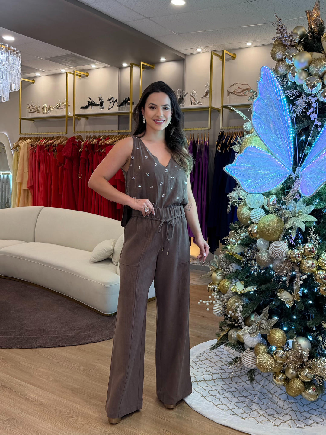 Caos - Conjunto de Blusa com Fenda e Aplicações Brilhantes