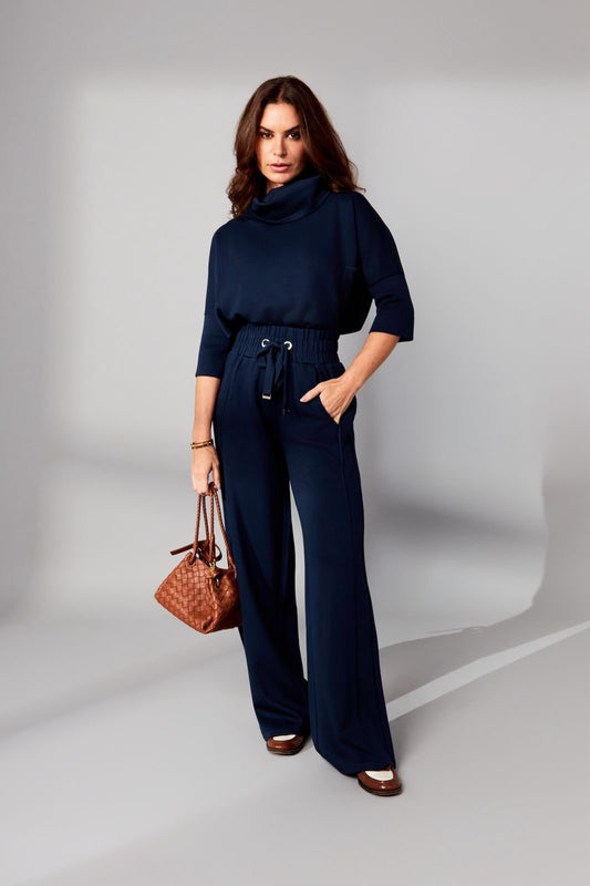 Robe Noire - Agnes Set