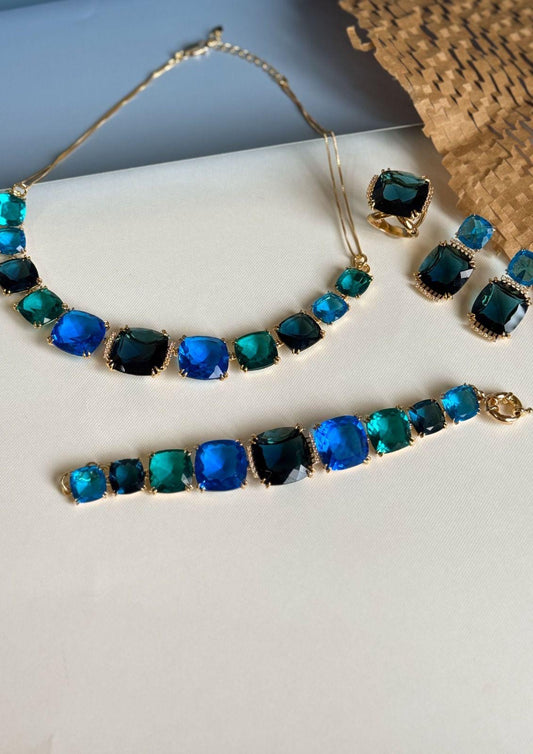 Nuria - Crystal Sparkle Necklace