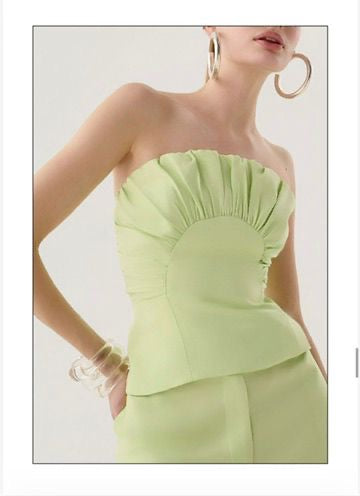 Lore - Top and Shorts Set w/ Gold Detail