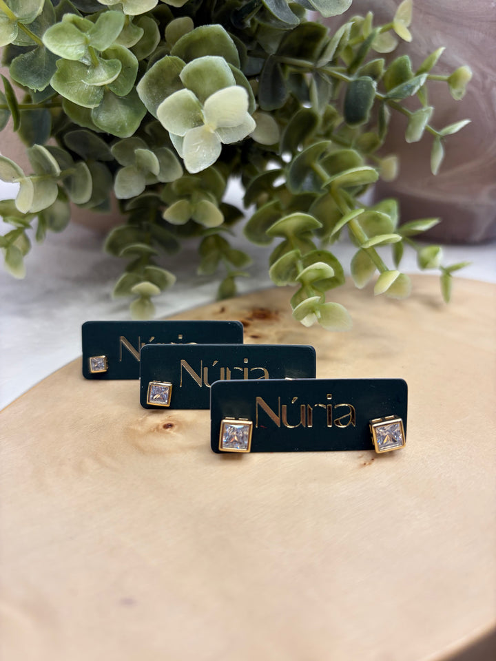 Nuria - Miniture Square Gold Stud