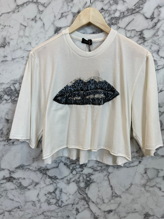 Caos - Cropped Top with Mouth Embroidery