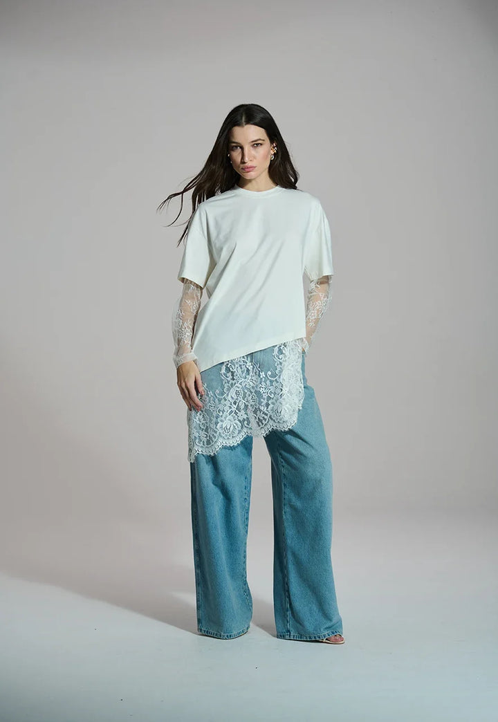 Caos - Asymmetric Hem T-Shirt with Lace