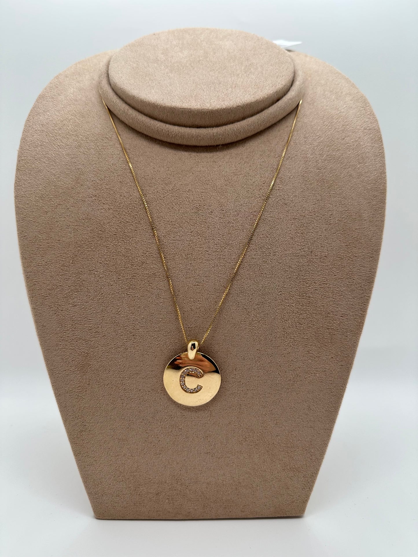 Gold Circle Letter Semi-Jewel Necklace