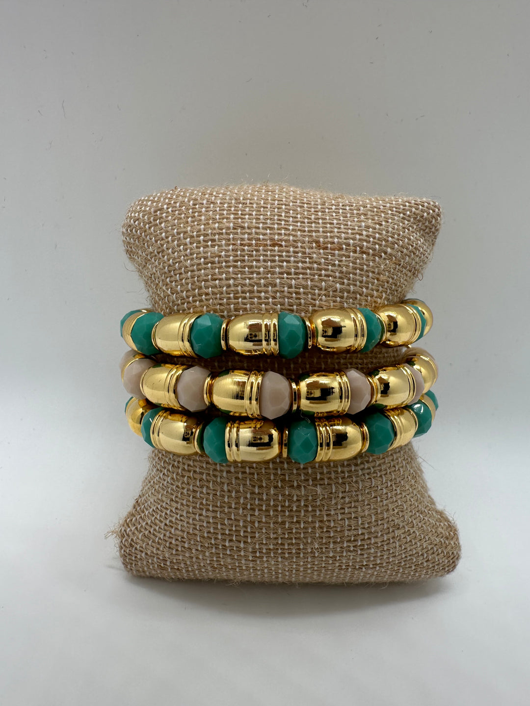 Nuria - Bracelet Intertwined with Gold and Beads