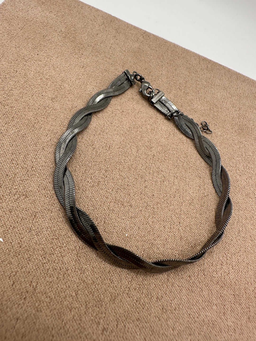 Nuria - Black Rhodium Bracelet