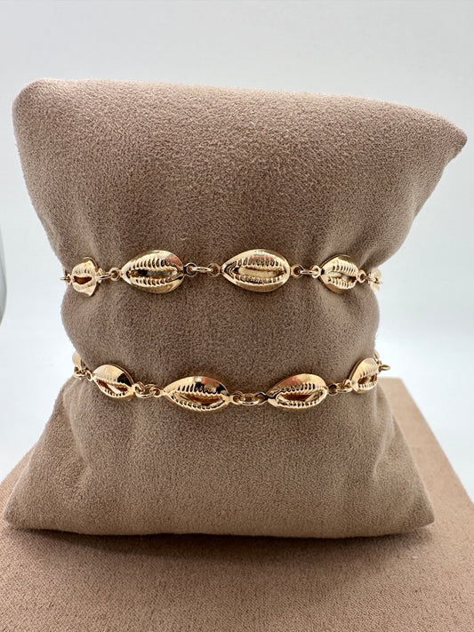 Nuria - Golden Shell Bracelet