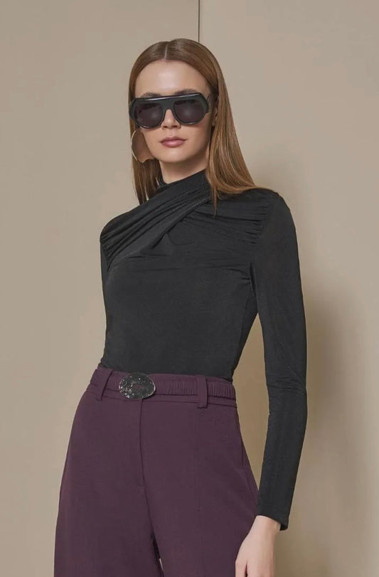 Lore - Blusa de Manga Comprida com Decote Drapeado