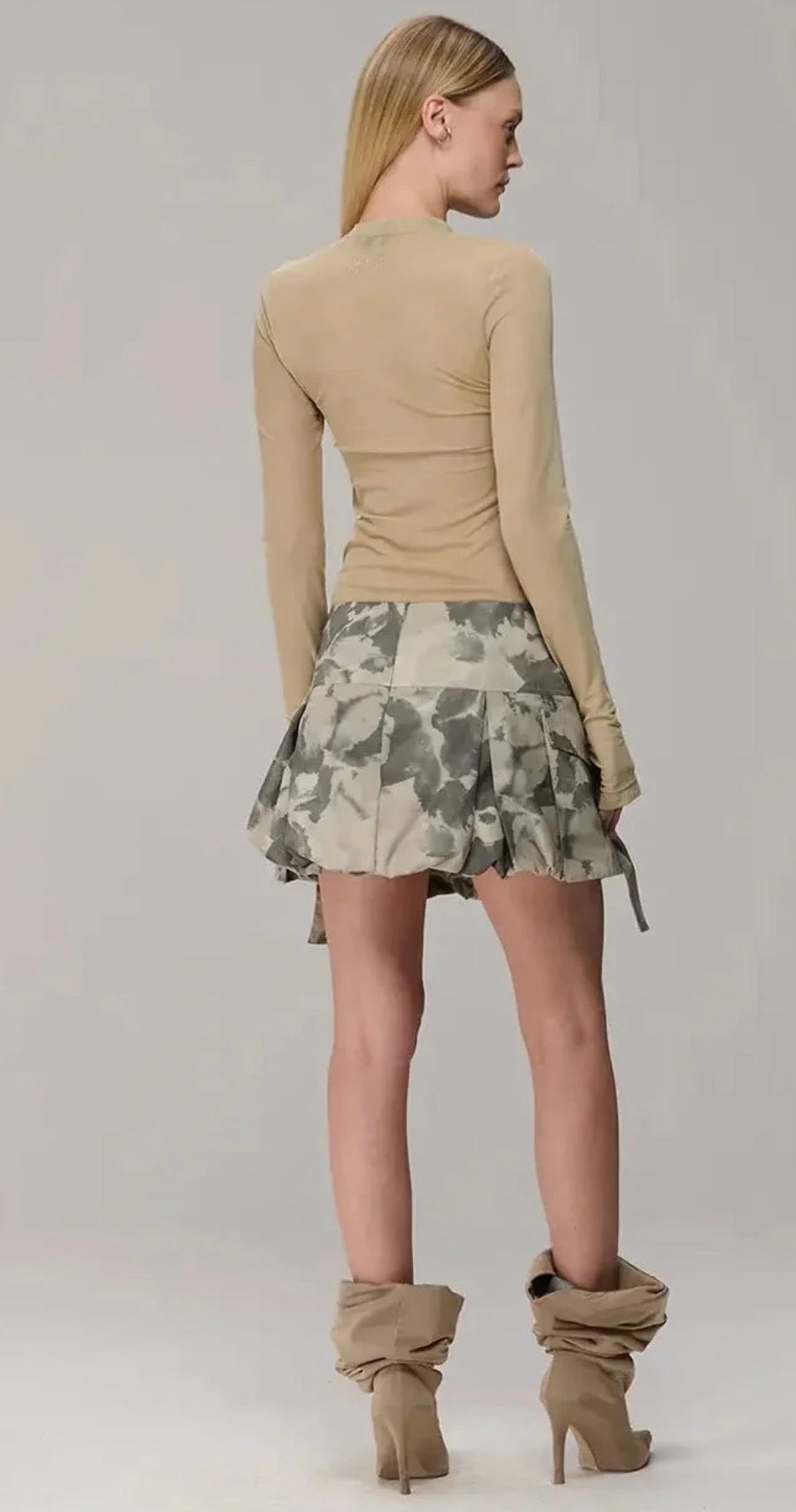 Caos - Blusa Tule Manga Longa