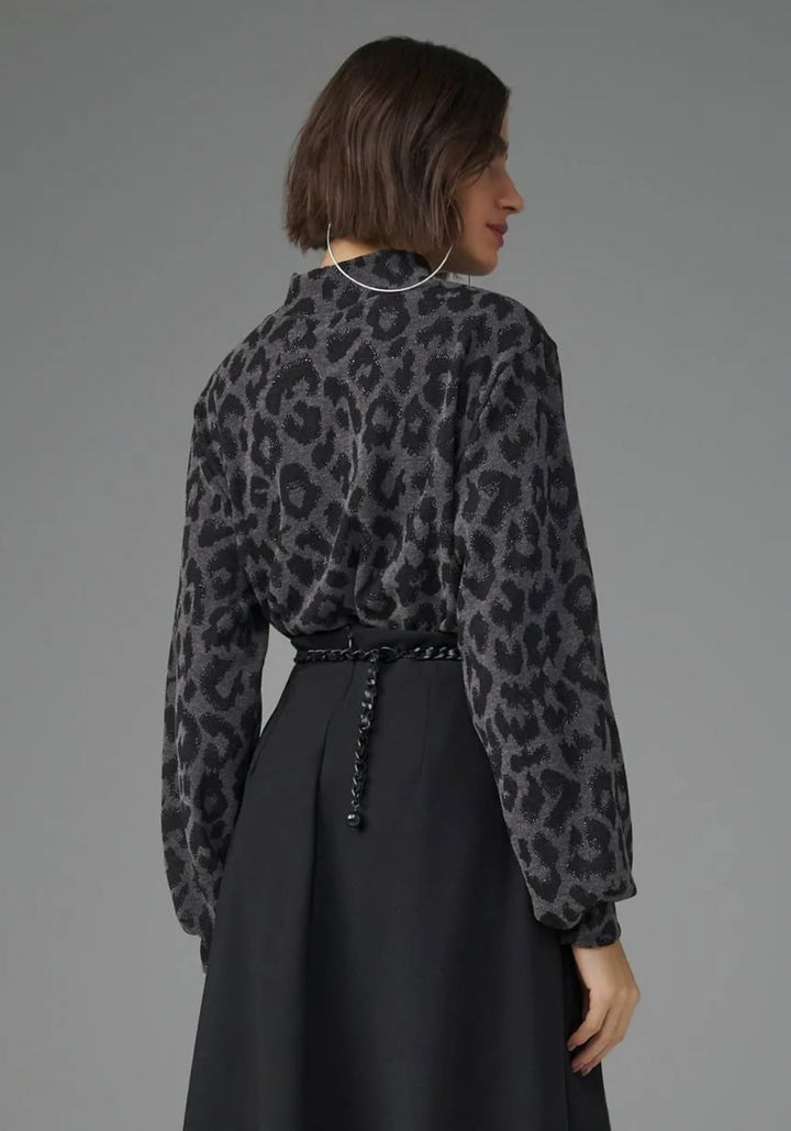 Lore - Comfy Knit Wild Blouse