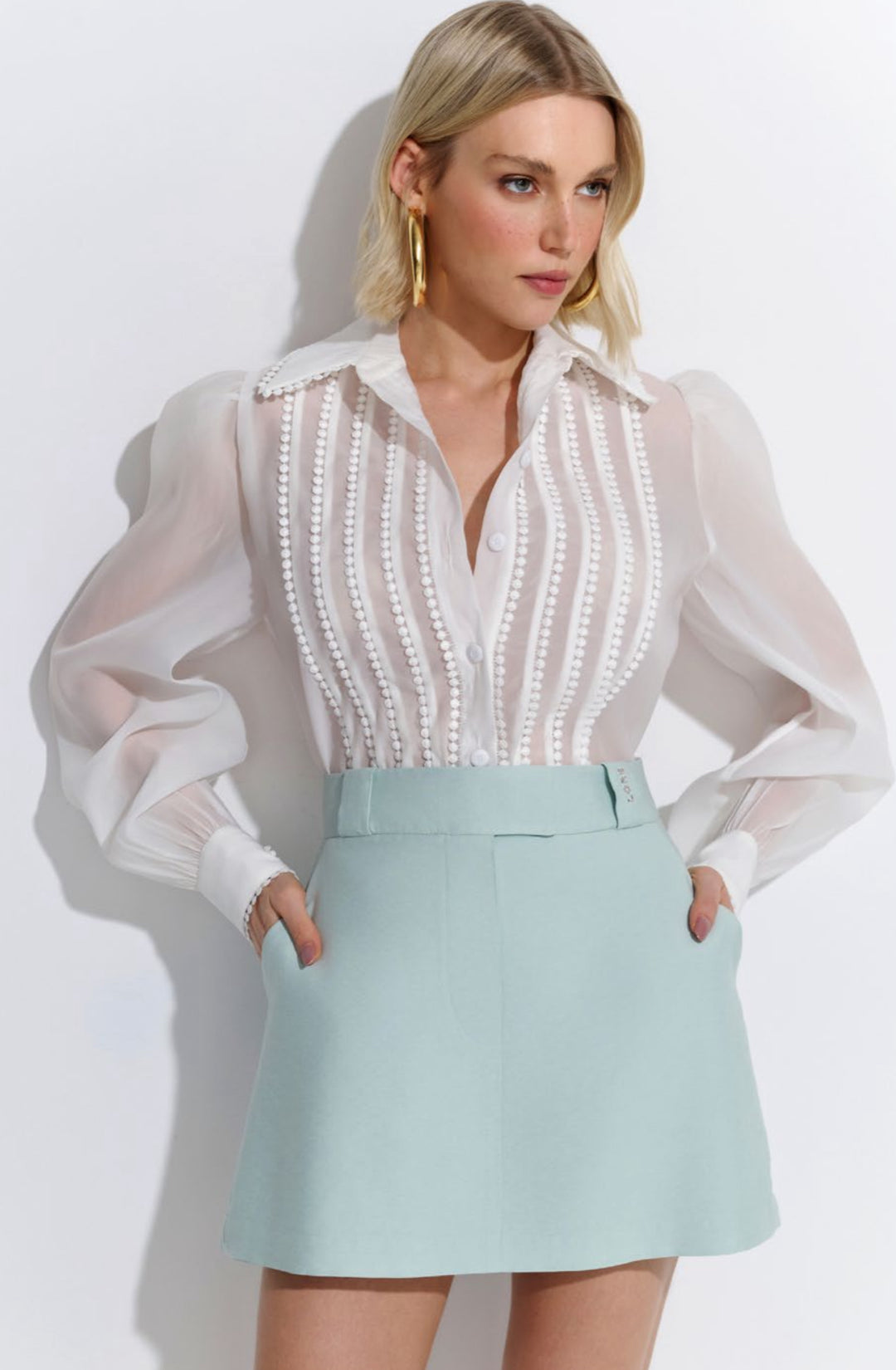 Lore - Camisa Romântica de Organza