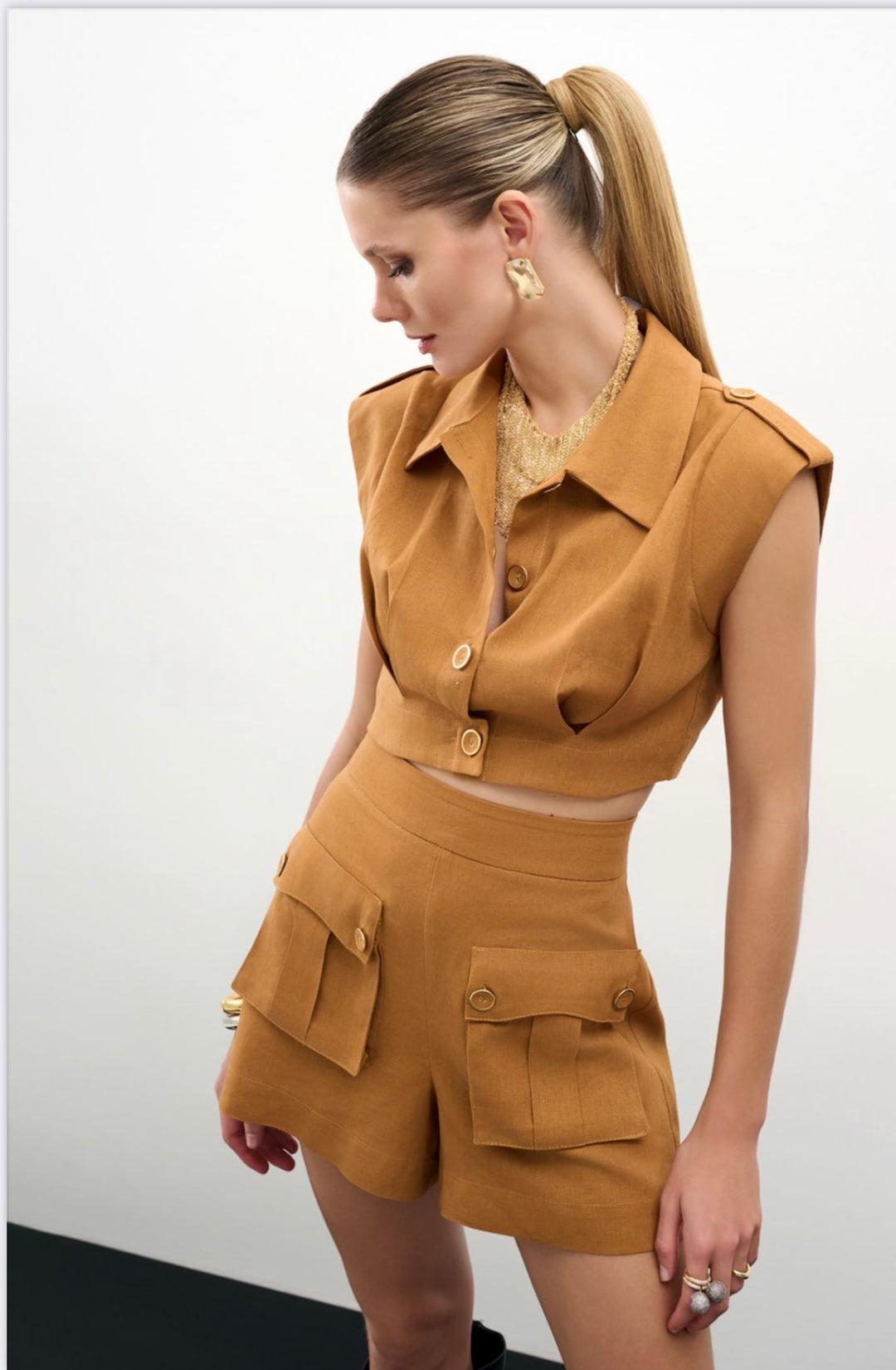 Lore - Conjunto de Shorts e Cropped