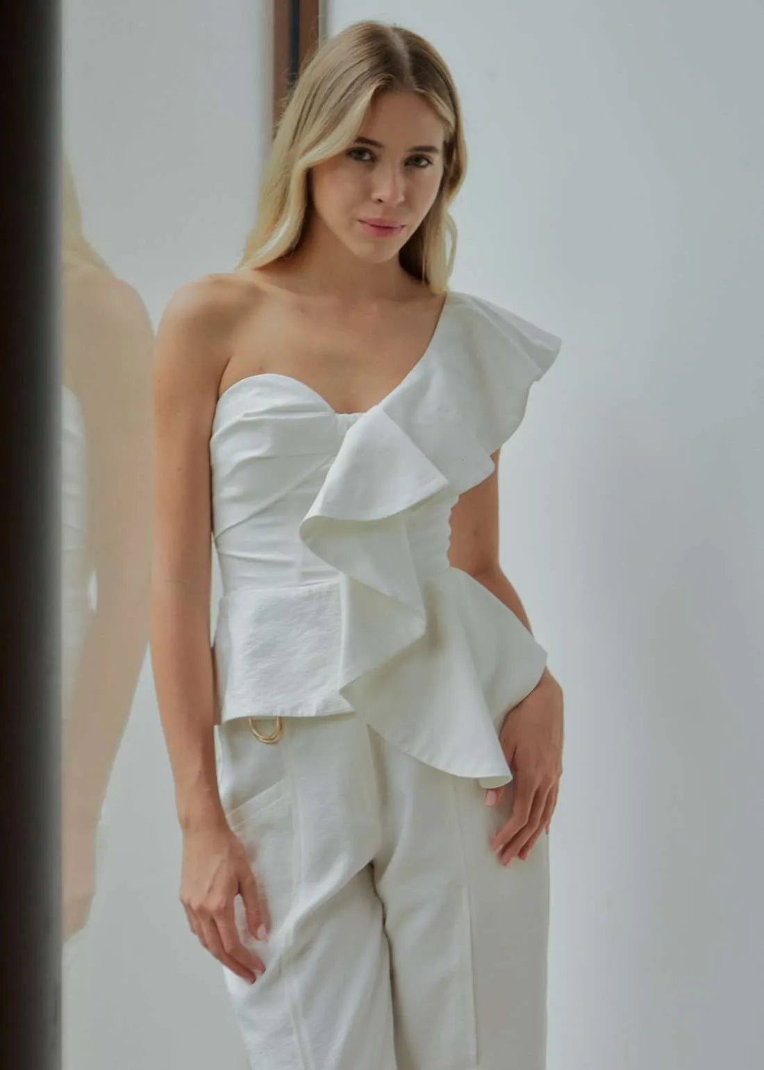 Lore - One Shoulder and Pants Set