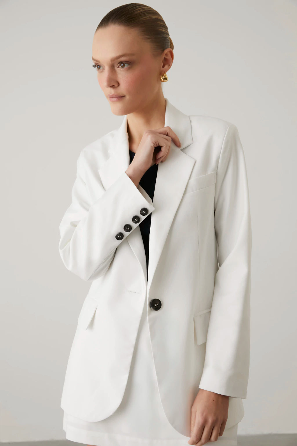 Clomee - Danielle Blazer