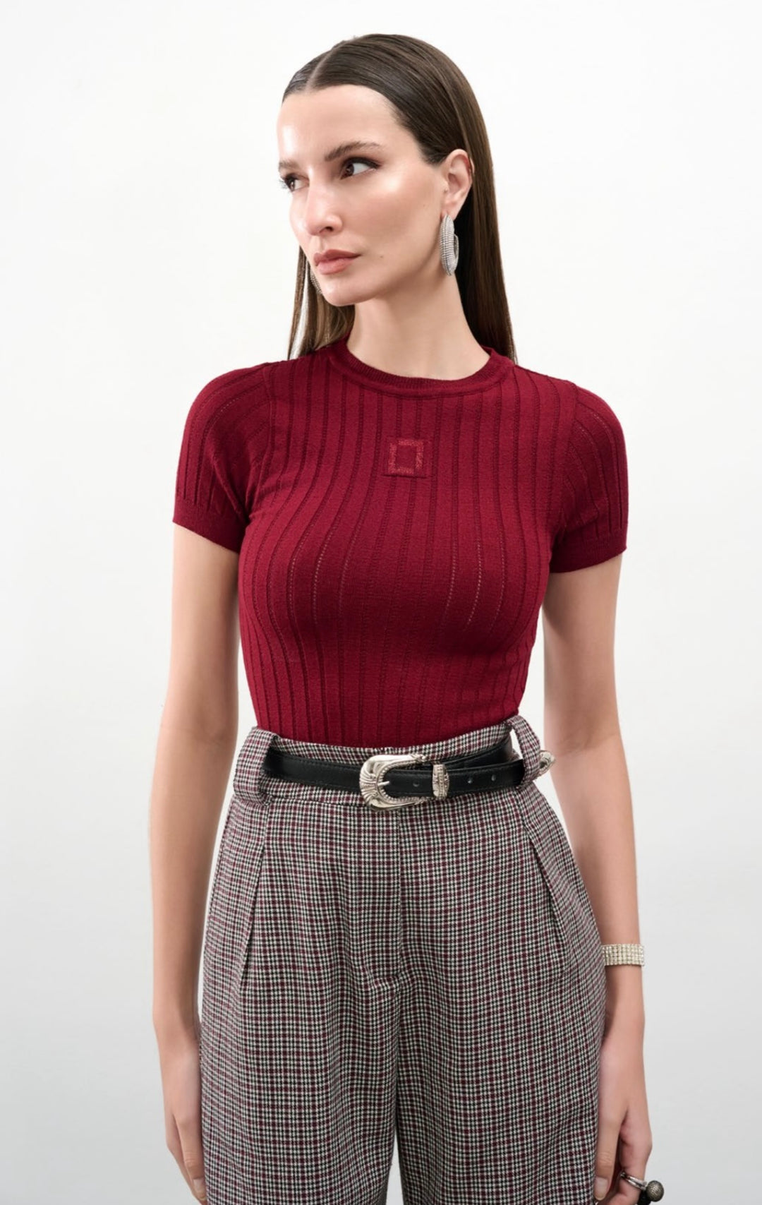 Lore - Knitted Blouse with Sleeves