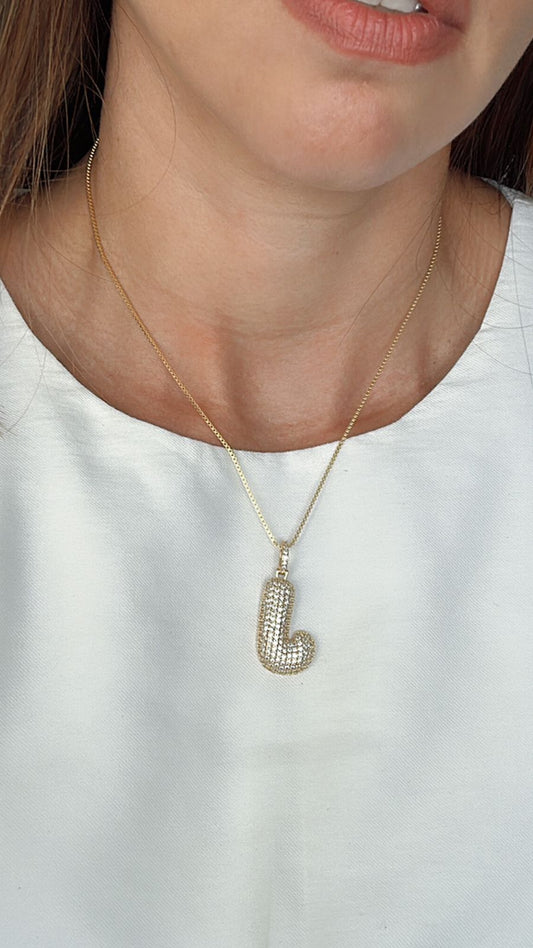 Simple chain necklace w/ rhinestone letter