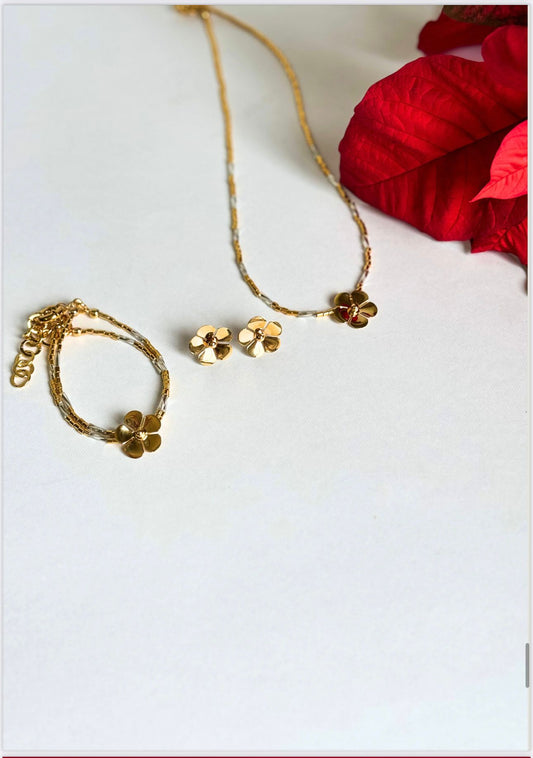 Nuria - Flower Earring Bracelet and Necklace Set