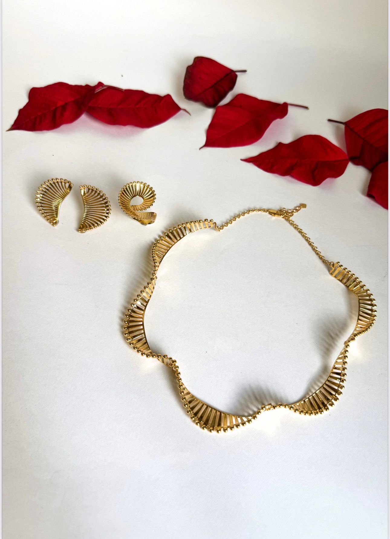 Nuria - Spiral Earring Ring and Necklace Set