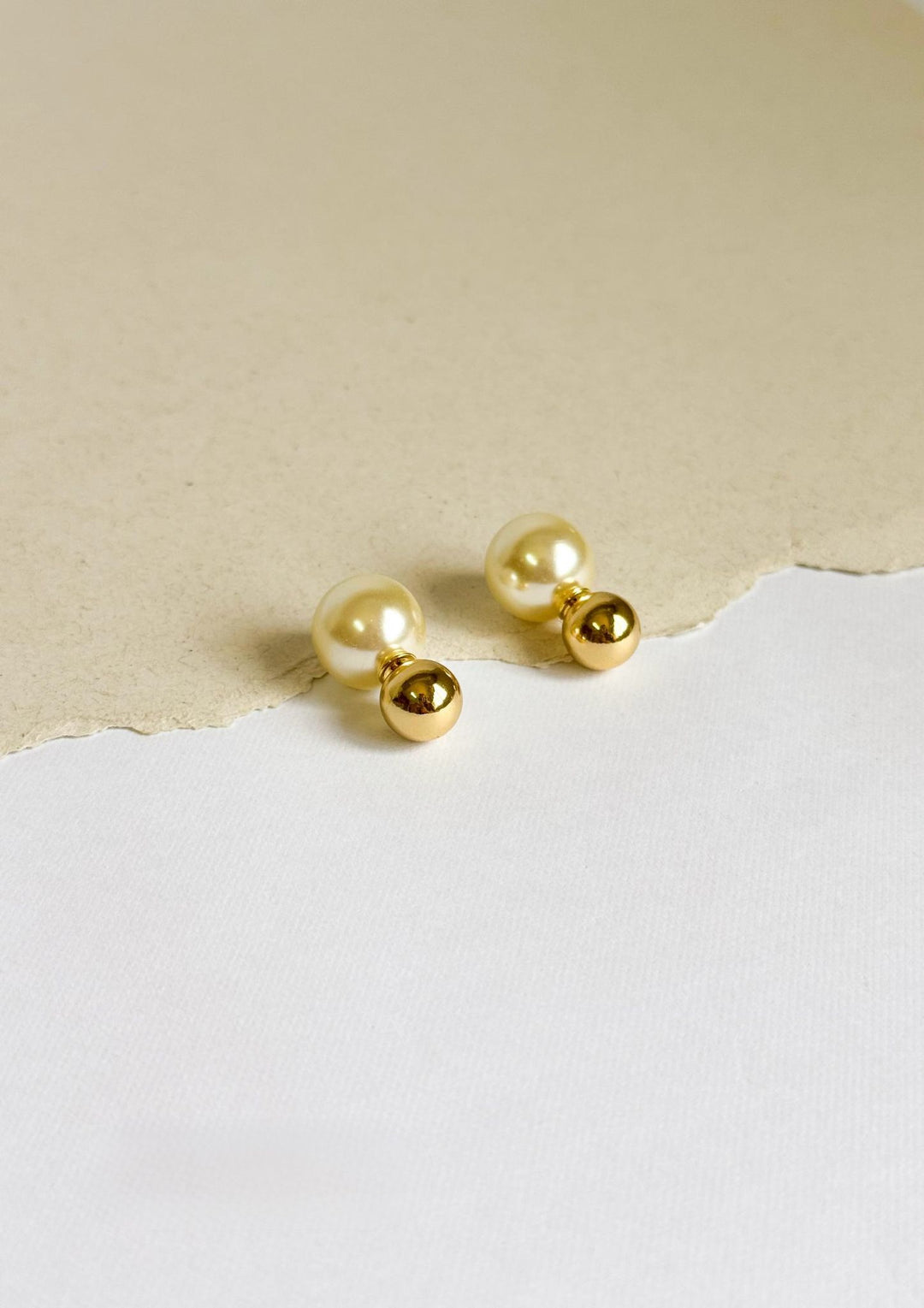 Nuria - Pearl Base Earring