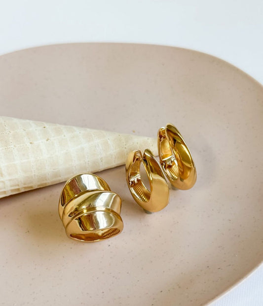 Nuria - Beveled Gold Set