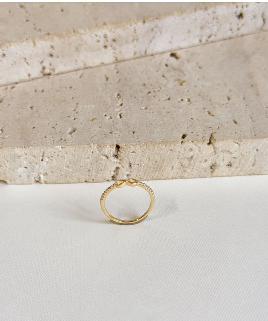 Nuria - Infinity Ring